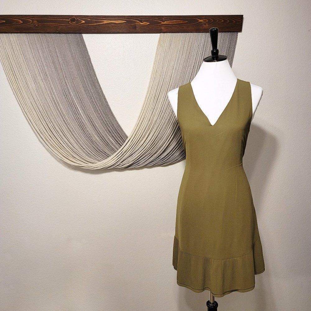 Naked Zebra Olive Pleated Dress Sz S